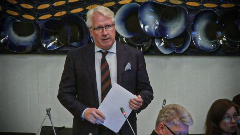 Veikko Vallin puhui maahanmuutosta – näin pahasti Tampereen valtuusto sekosi&nbsp;(video)